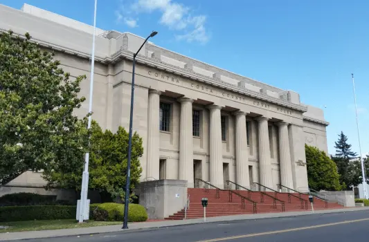 Exterior view of Contra Costa County Courthouse